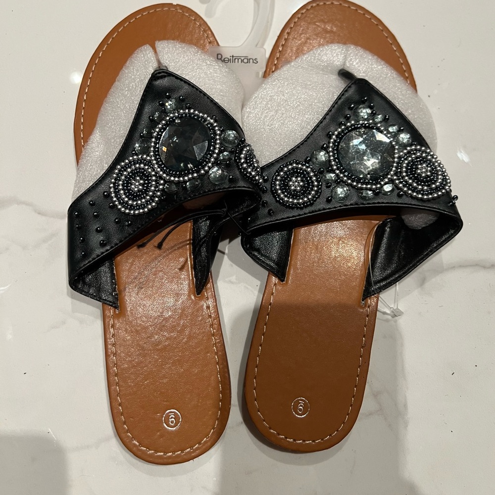 Flip flops - Picture 1 of 2